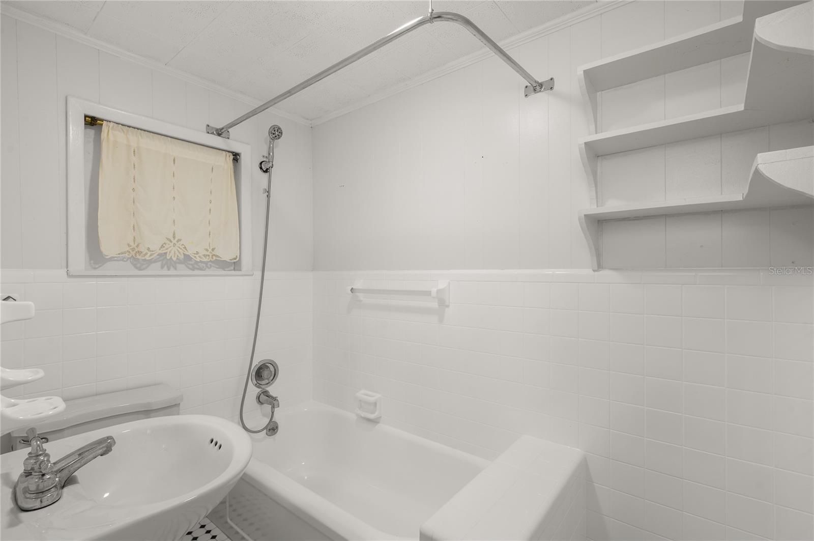 40 W SMITH ST, WINTER GARDEN, FL, 34787