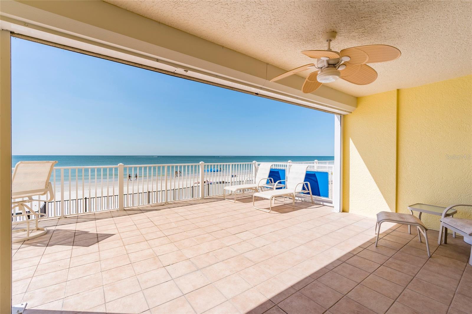 16750 GULF BLVD #214, NORTH REDINGTON BEACH, FL, 33708