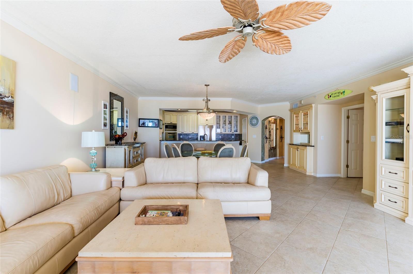 16750 GULF BLVD #214, NORTH REDINGTON BEACH, FL, 33708