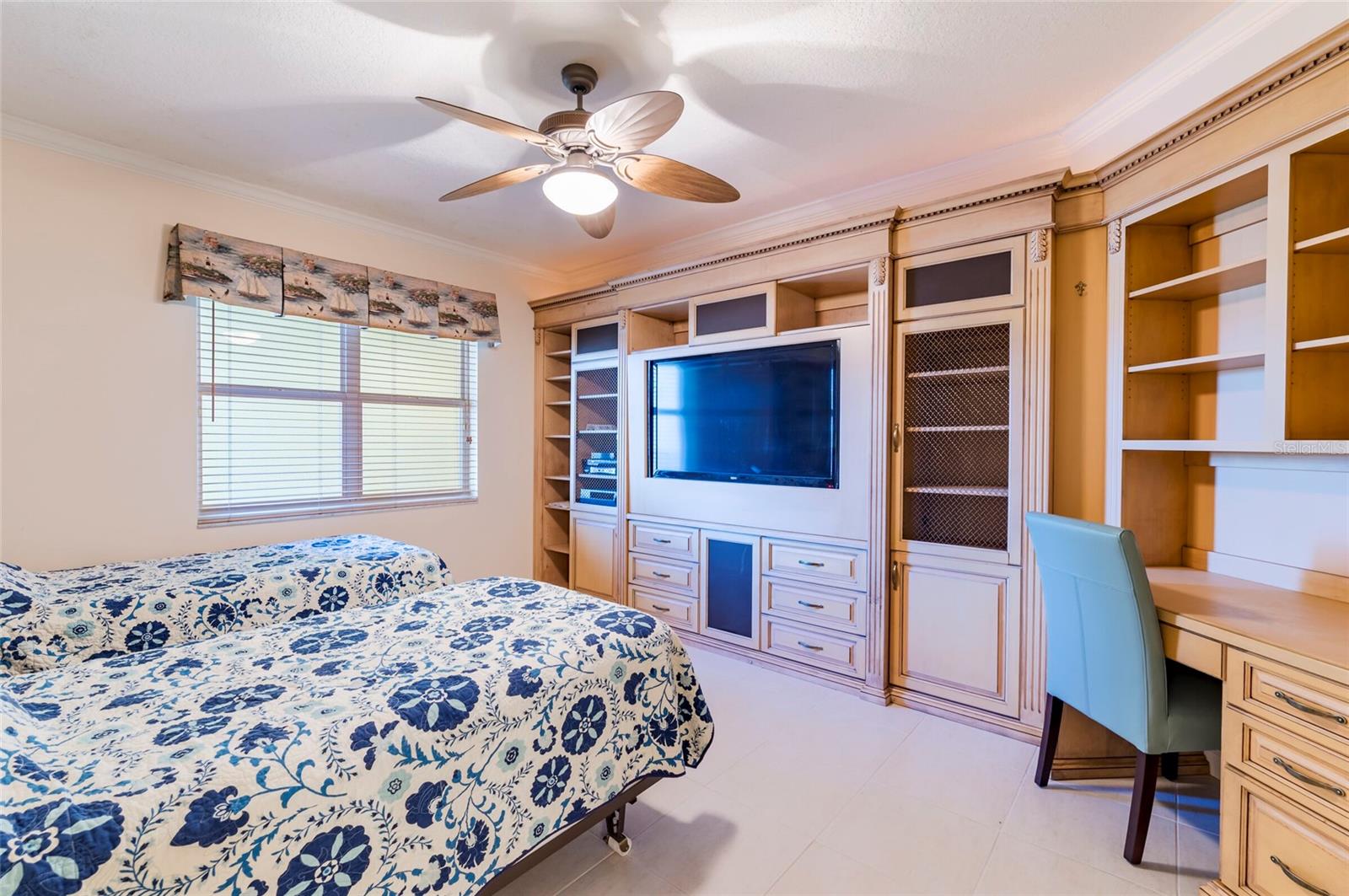 16750 GULF BLVD #214, NORTH REDINGTON BEACH, FL, 33708