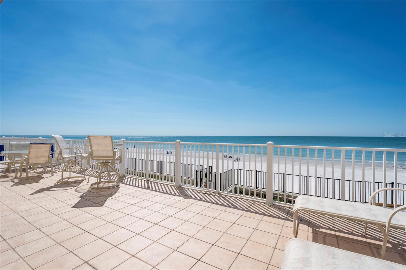 16750 GULF BLVD #214, NORTH REDINGTON BEACH, FL, 33708