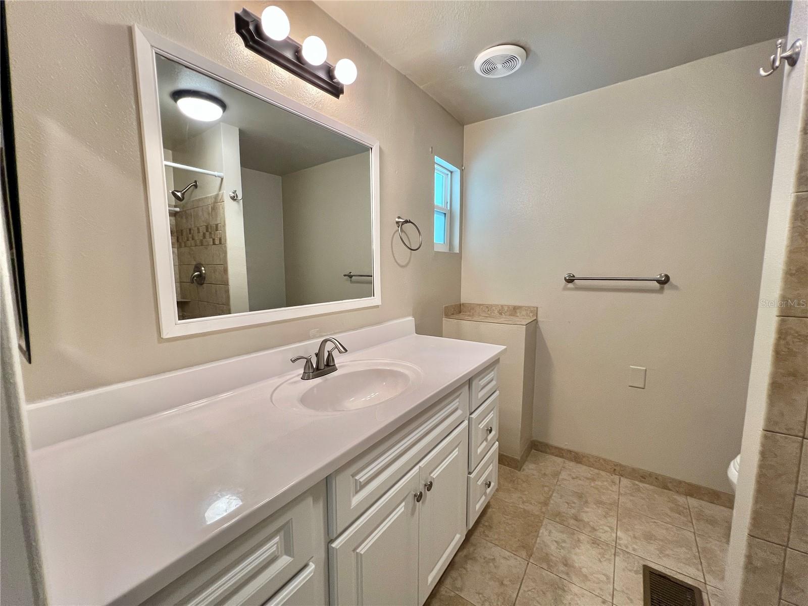 176 AZALEA TRL, LEESBURG, FL, 34748