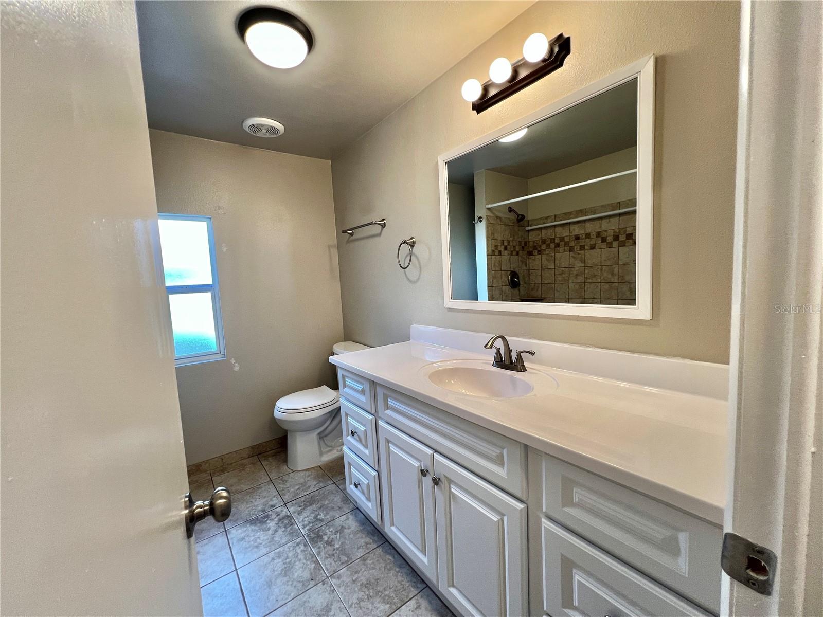 176 AZALEA TRL, LEESBURG, FL, 34748