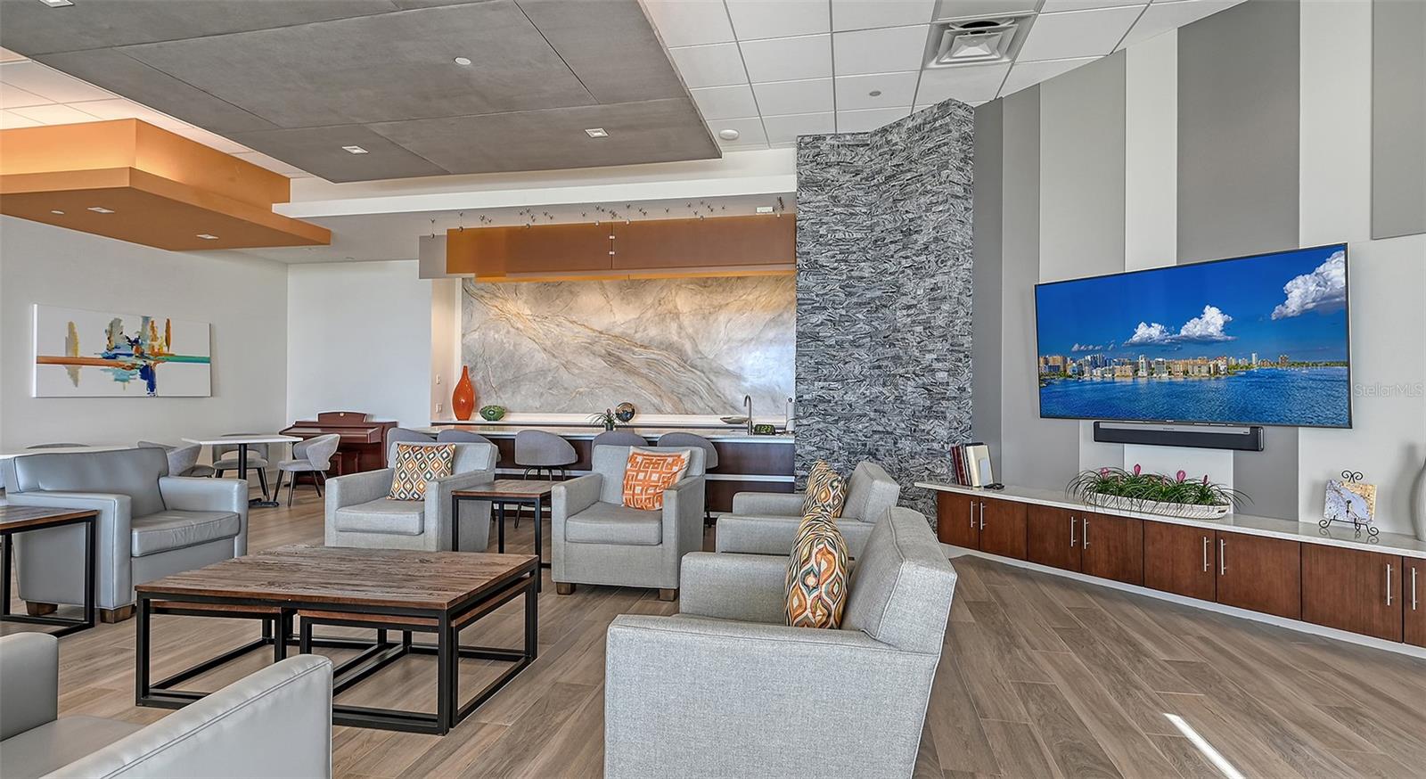 1211 GULF OF MEXICO DR #408, LONGBOAT KEY, FL, 34228