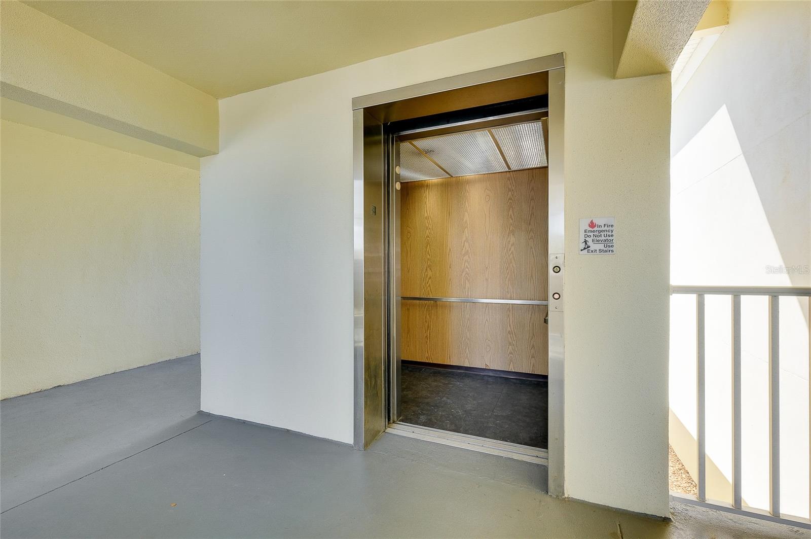 433 CERROMAR LN #430, VENICE, FL, 34293