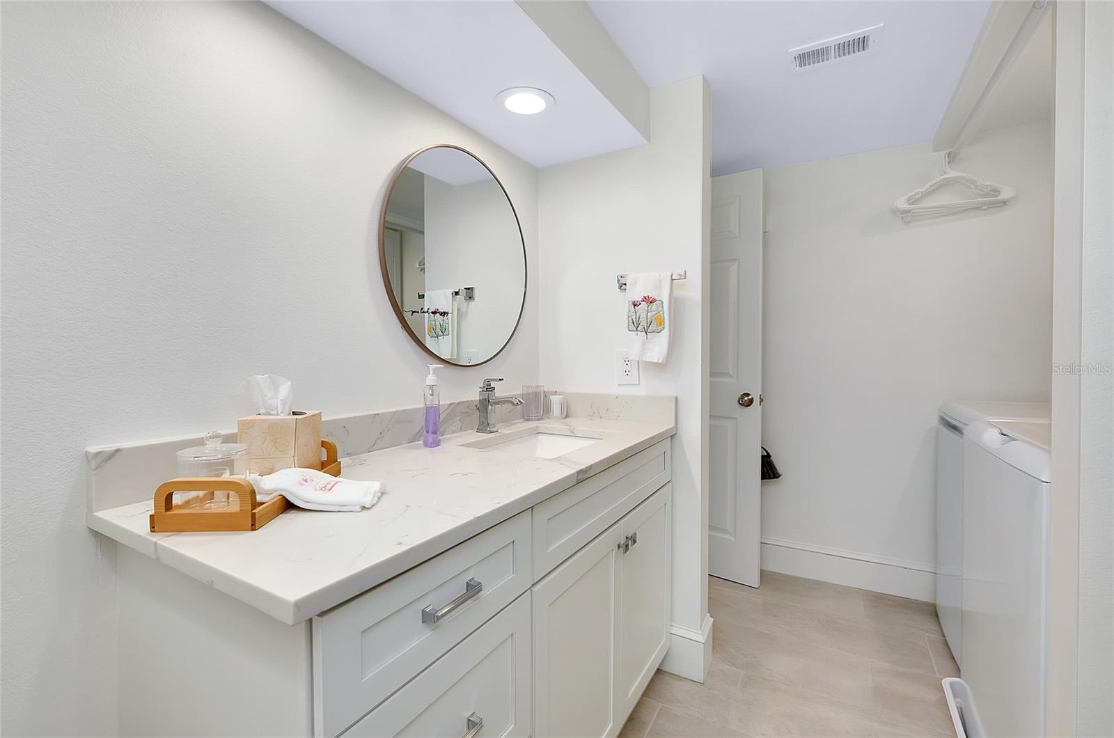 433 CERROMAR LN #430, VENICE, FL, 34293