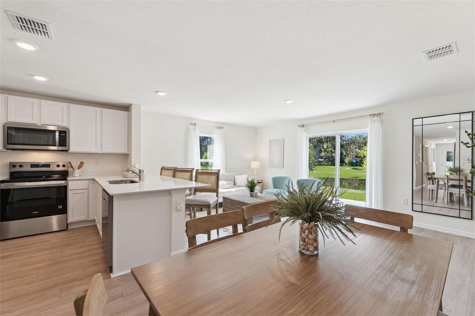 517 ZINFANDEL DR, DAYTONA BEACH, FL, 32117