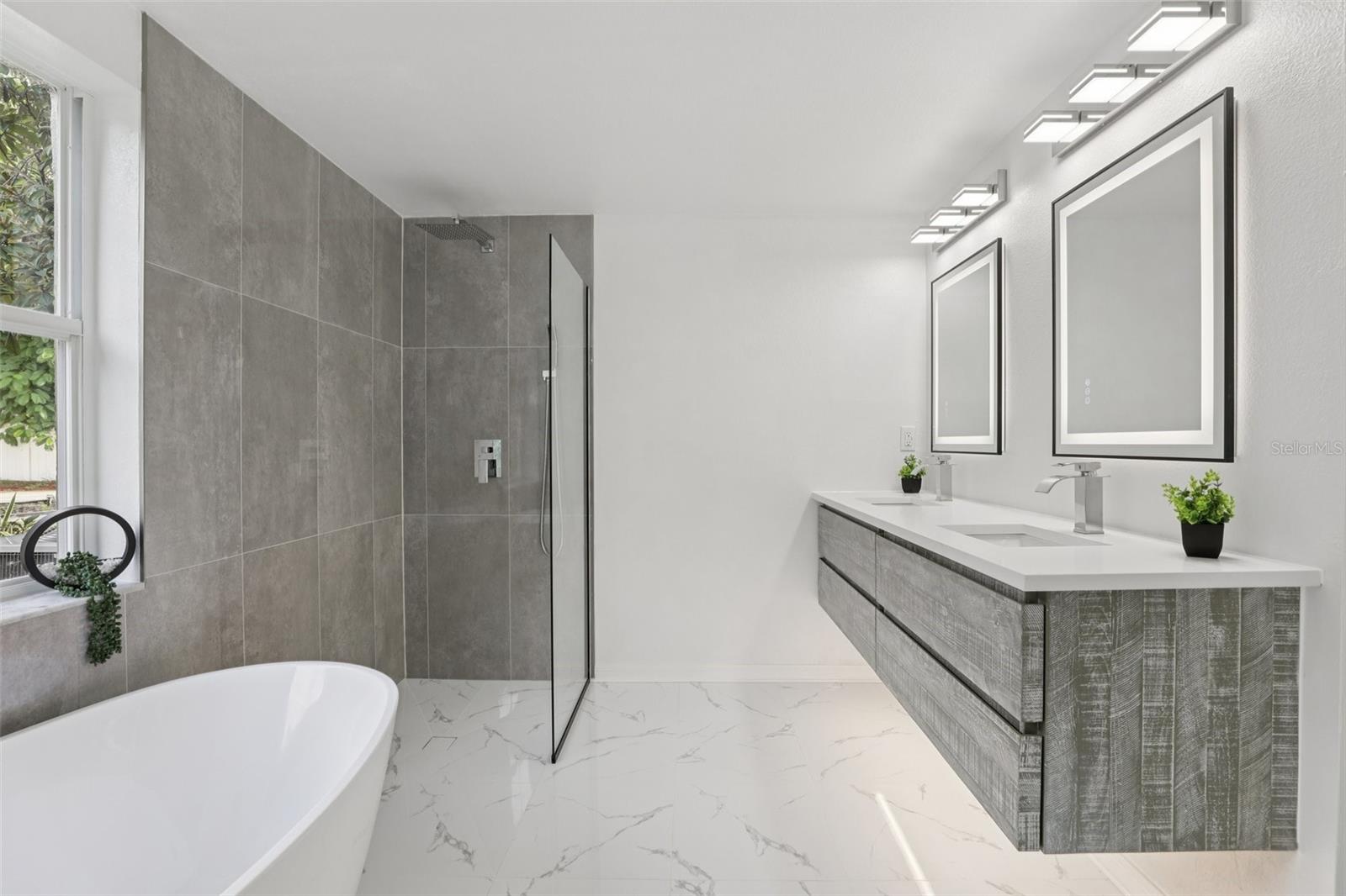 3032 BLOOMSBURY DR, KISSIMMEE, FL, 34747