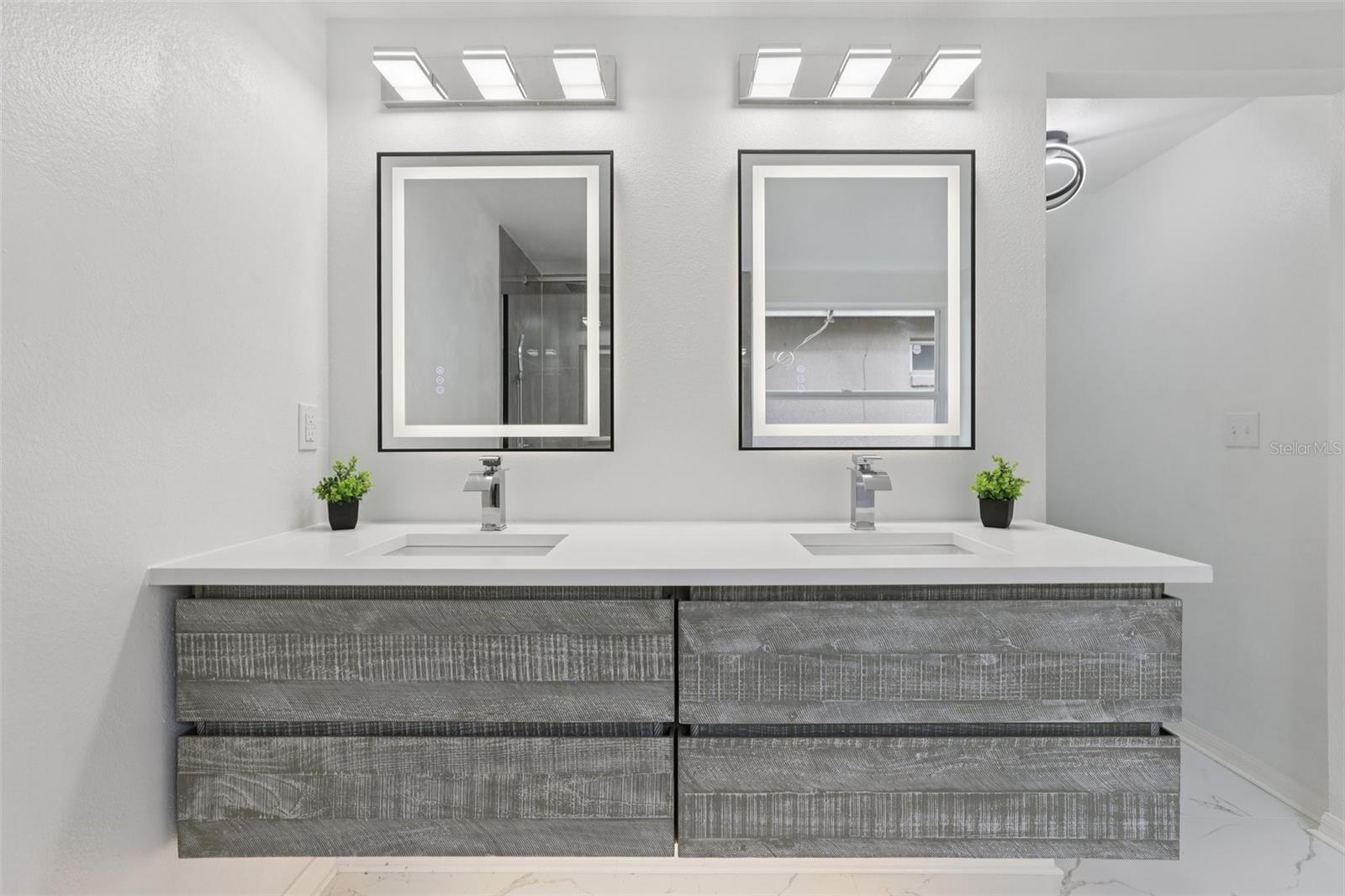 3032 BLOOMSBURY DR, KISSIMMEE, FL, 34747