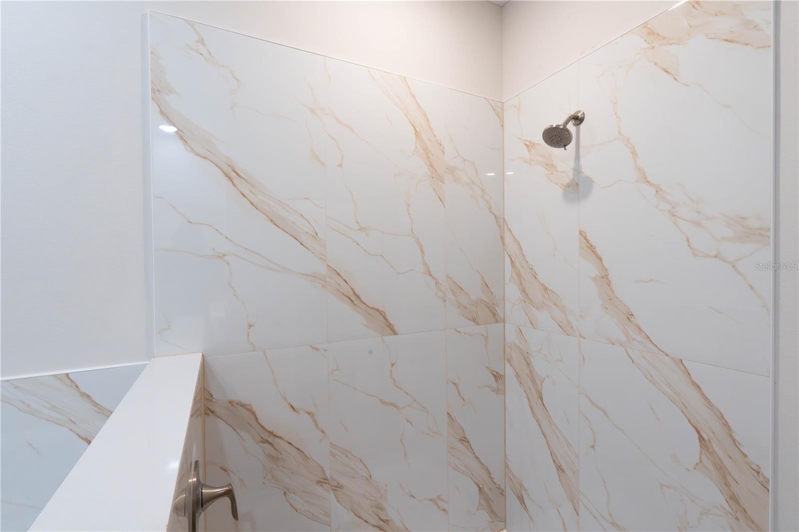 1 GINGER CIR, LEESBURG, FL, 34748