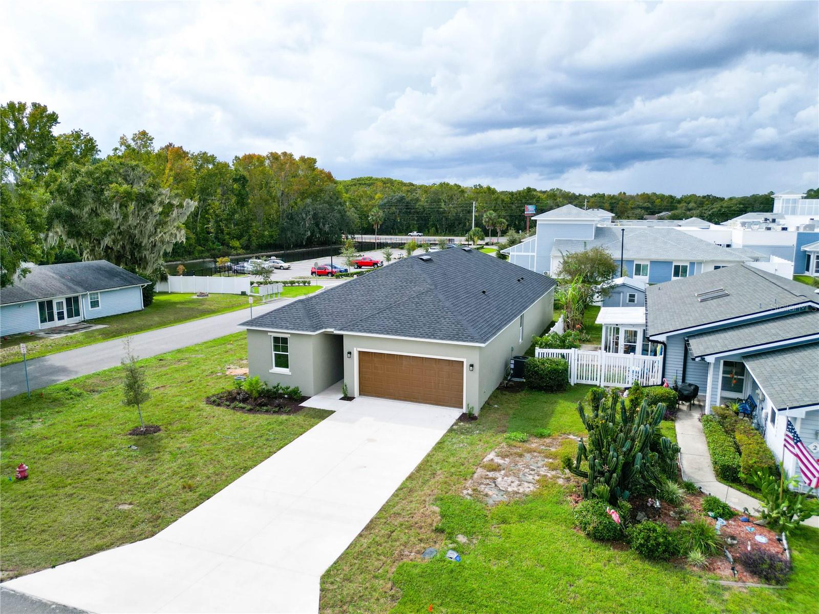 1 GINGER CIR, LEESBURG, FL, 34748