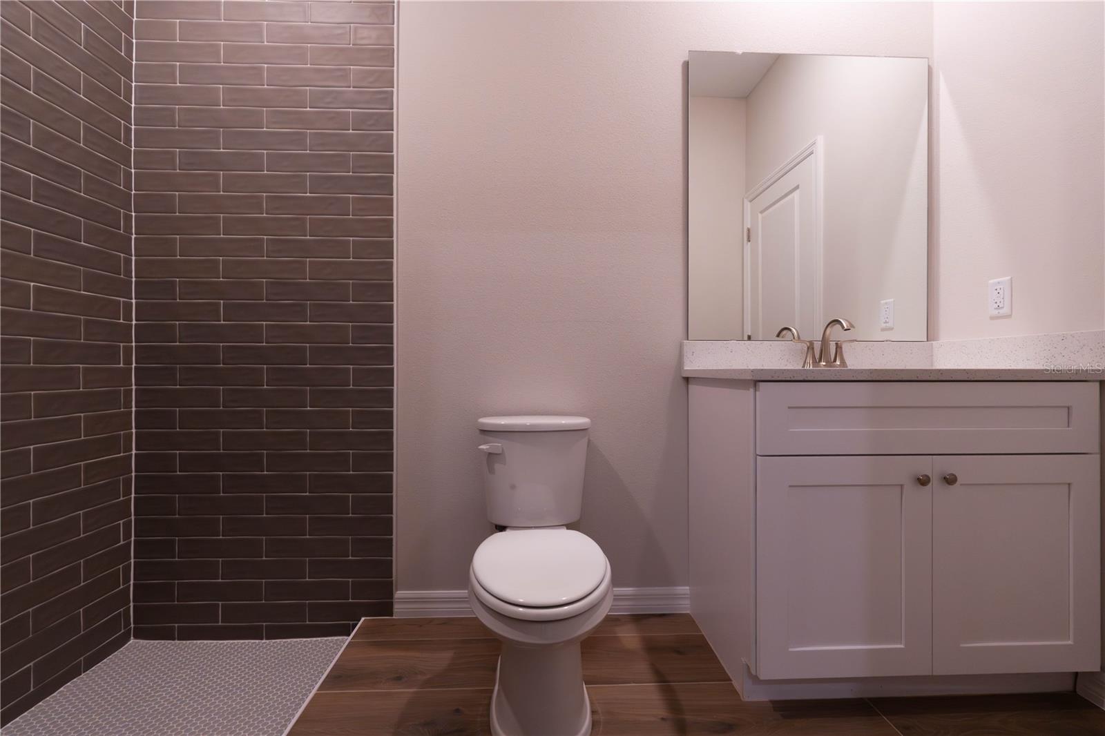 1 GINGER CIR, LEESBURG, FL, 34748