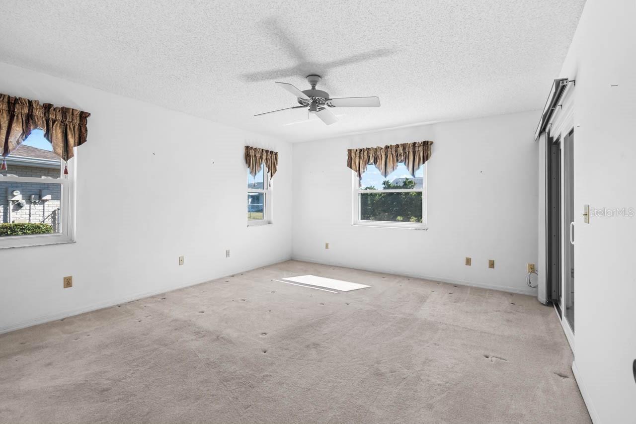 606 FORT DUQUESNA DR, SUN CITY CENTER, FL, 33573