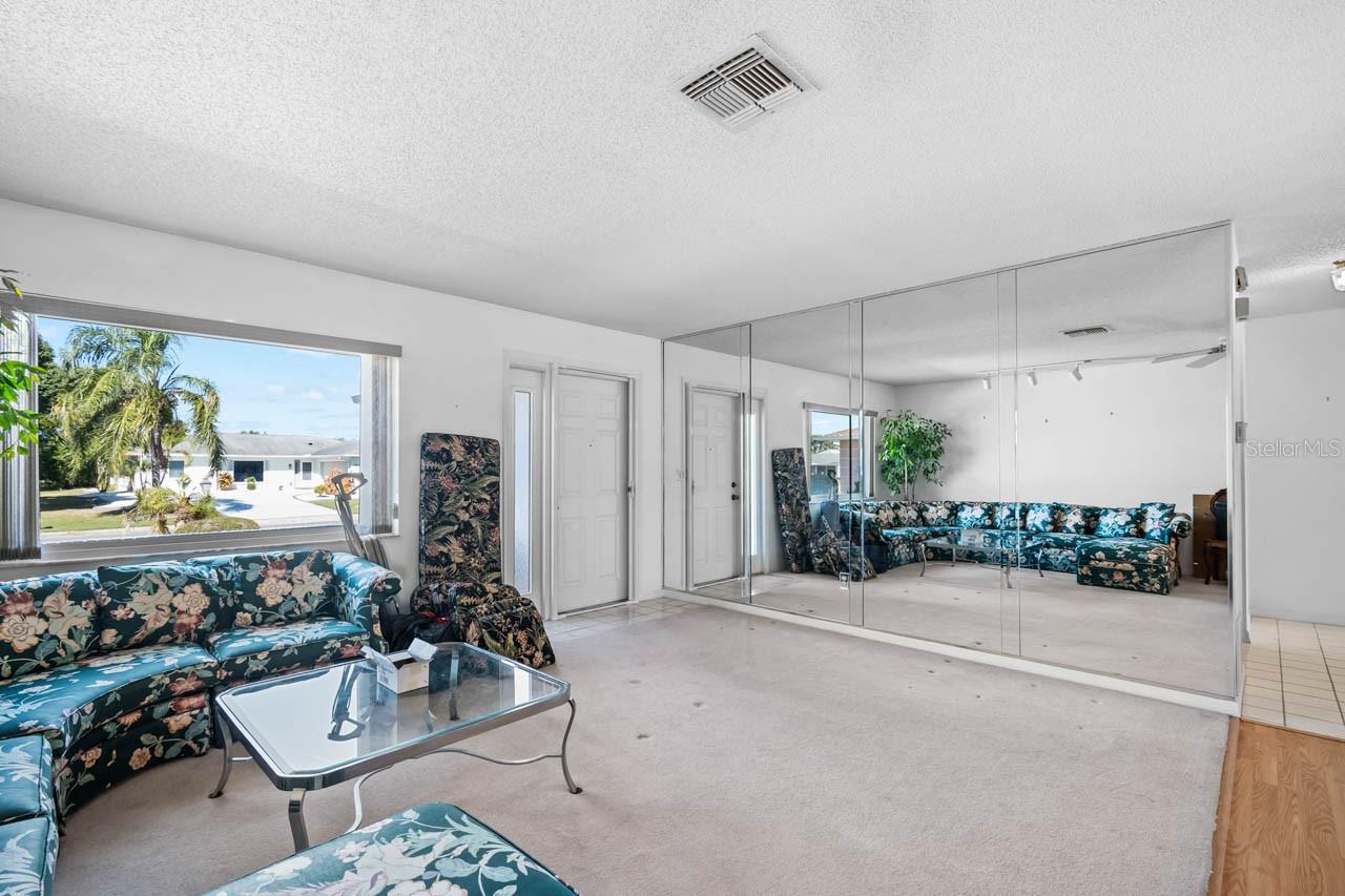 606 FORT DUQUESNA DR, SUN CITY CENTER, FL, 33573