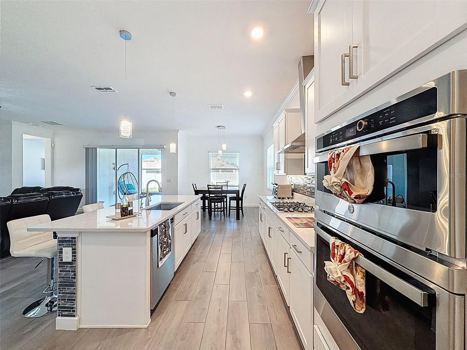 17301 SCUBA CREST ST, WIMAUMA, FL, 33598