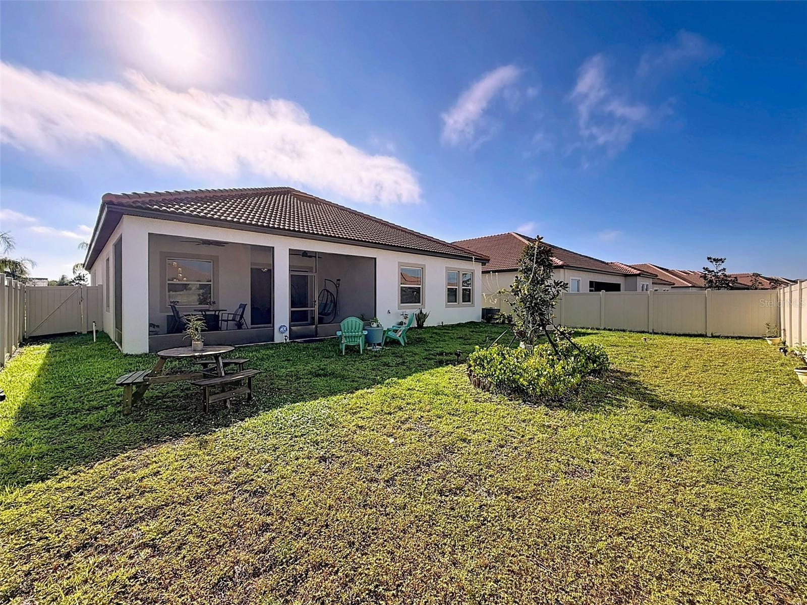 17301 SCUBA CREST ST, WIMAUMA, FL, 33598