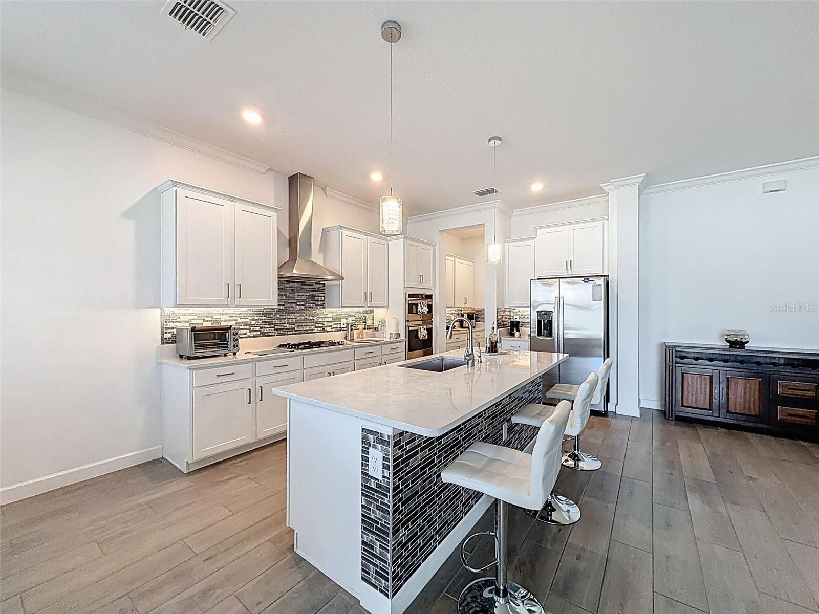 17301 SCUBA CREST ST, WIMAUMA, FL, 33598