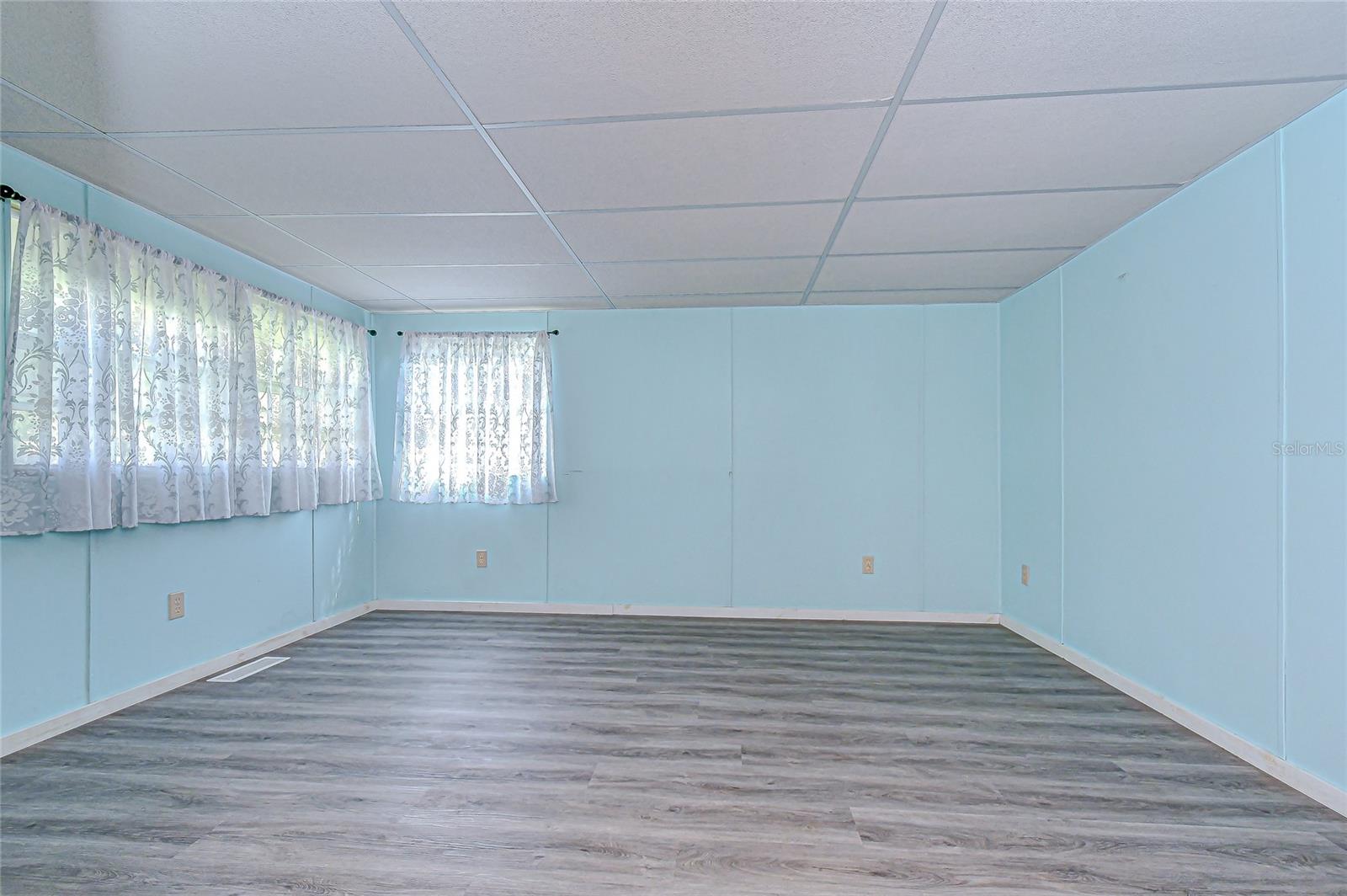 39153 HILLCREST DR, ZEPHYRHILLS, FL, 33542