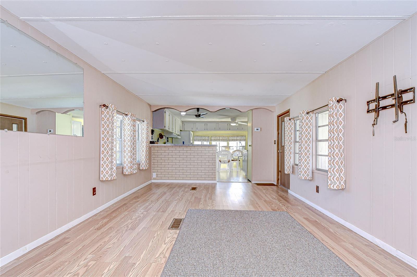 39153 HILLCREST DR, ZEPHYRHILLS, FL, 33542