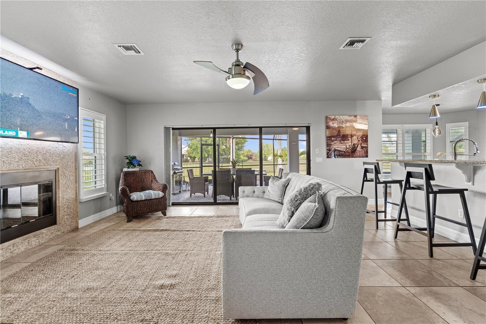 384 VIEDMA ST, PUNTA GORDA, FL, 33983