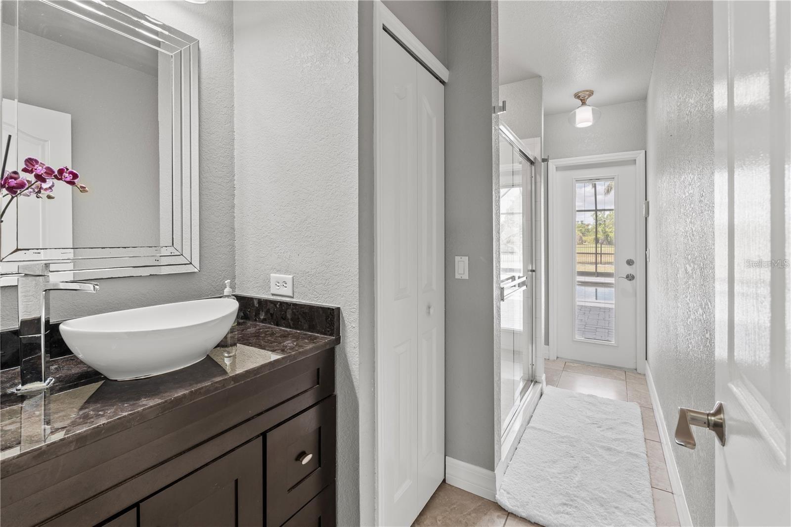 384 VIEDMA ST, PUNTA GORDA, FL, 33983