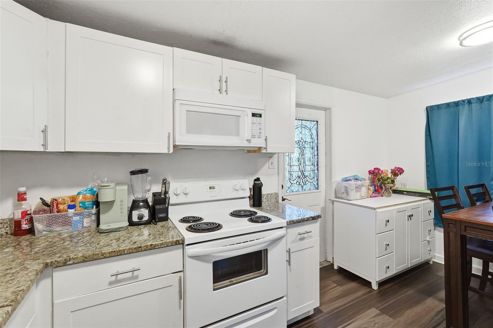 8148 BAYOU DR, SEMINOLE, FL, 33777