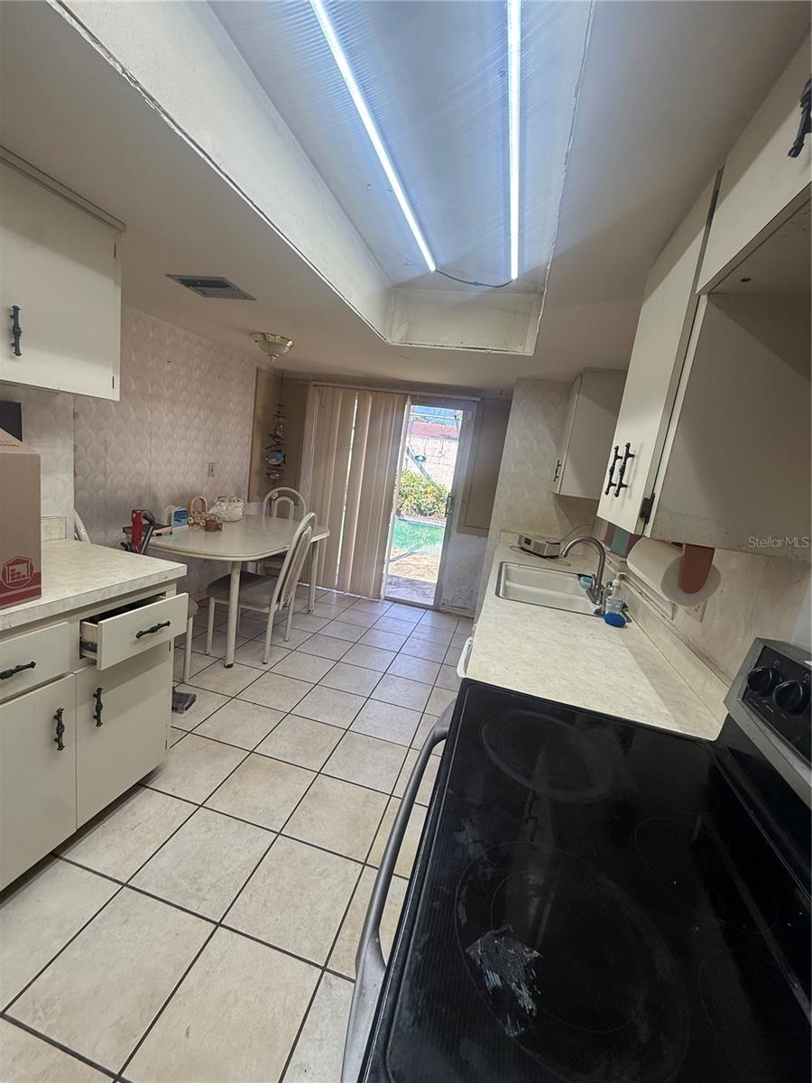 4930 HAITI CIR #8, ORLANDO, FL, 32808