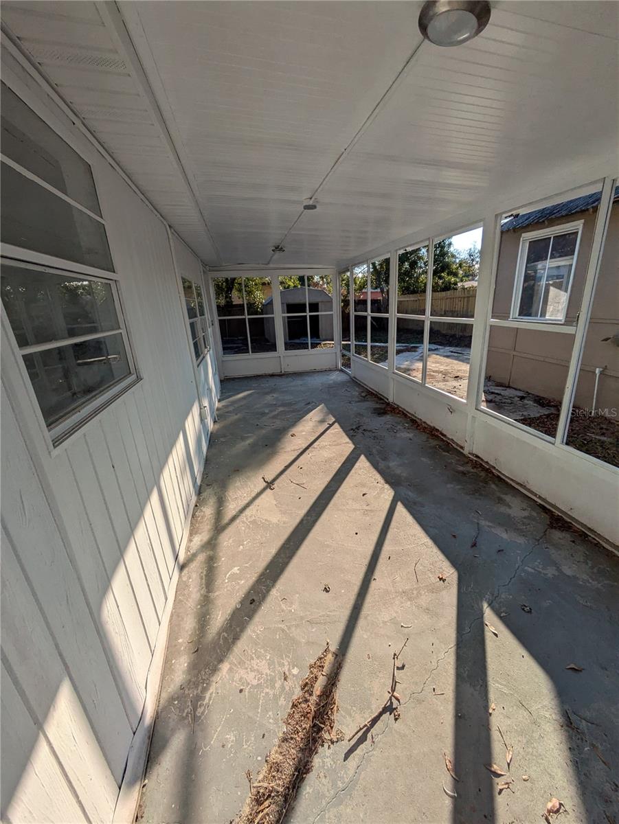 1817 MERIDEL AVE, TAMPA, FL, 33612