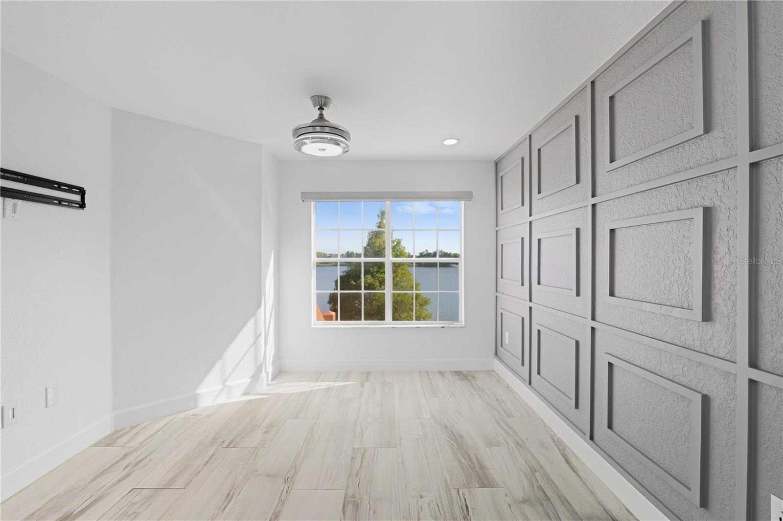 9260 LAKE CHASE ISLAND WAY, TAMPA, FL, 33626