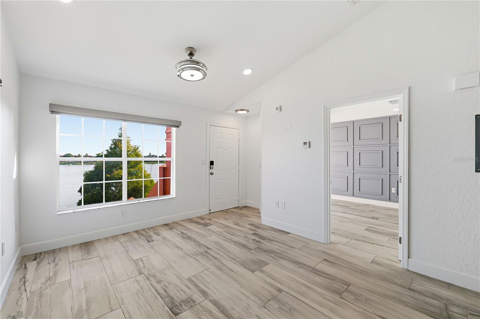 9260 LAKE CHASE ISLAND WAY, TAMPA, FL, 33626