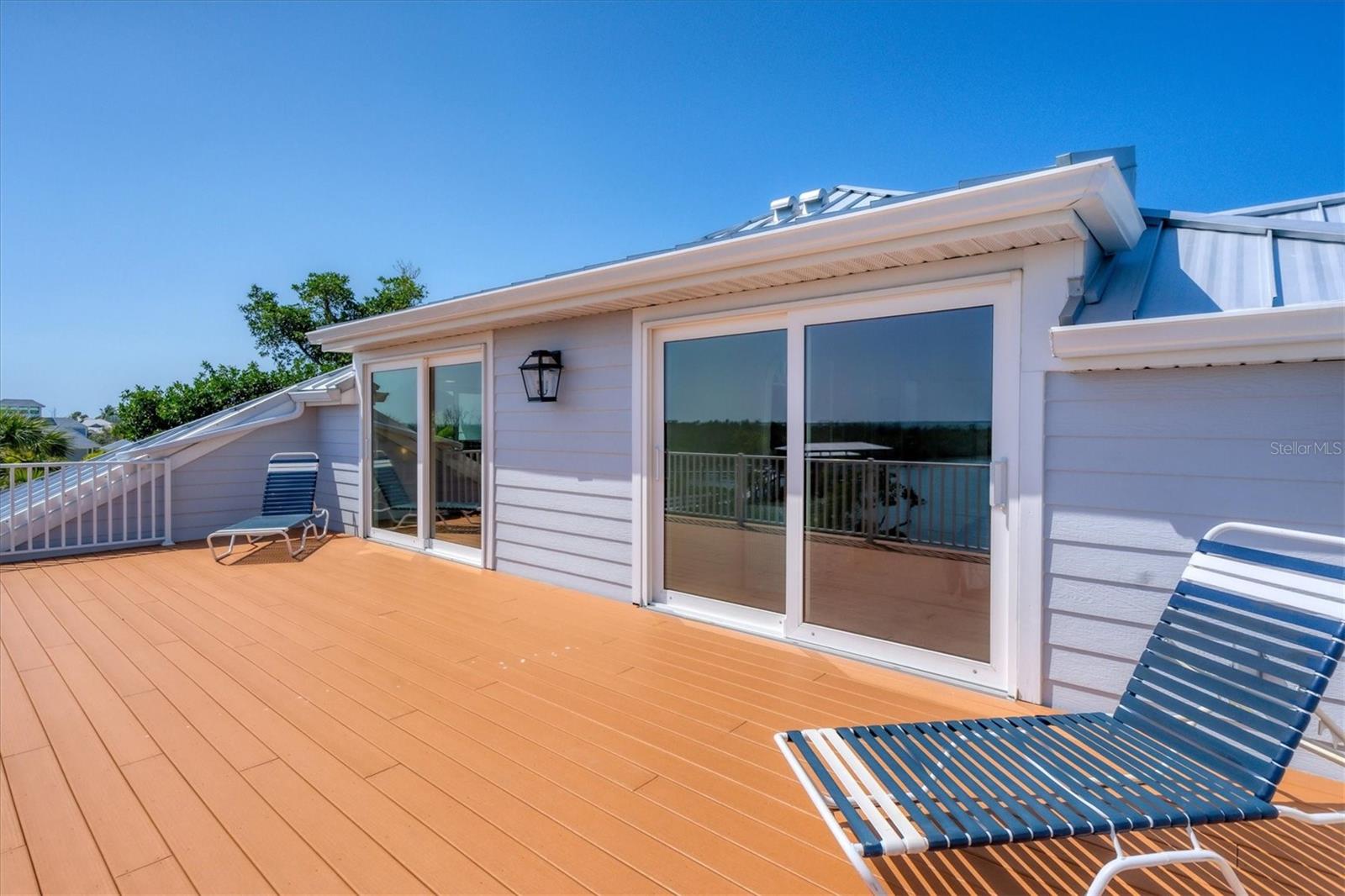 D6144445 Property Photo