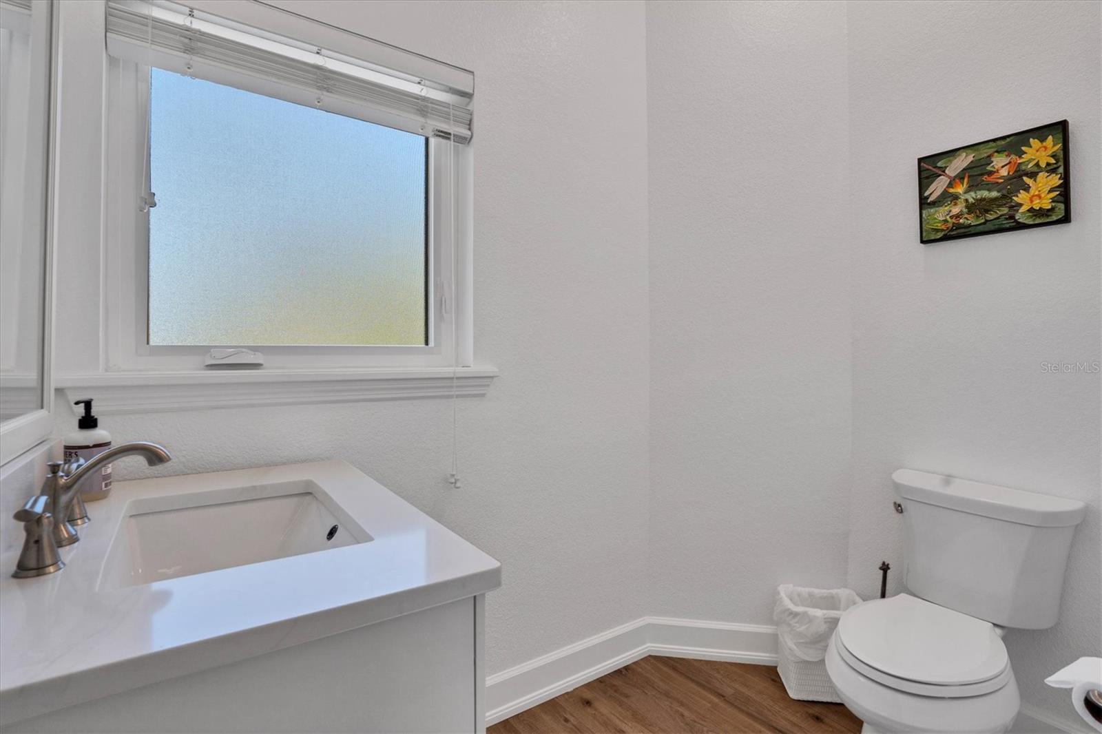 D6144445 Property Photo