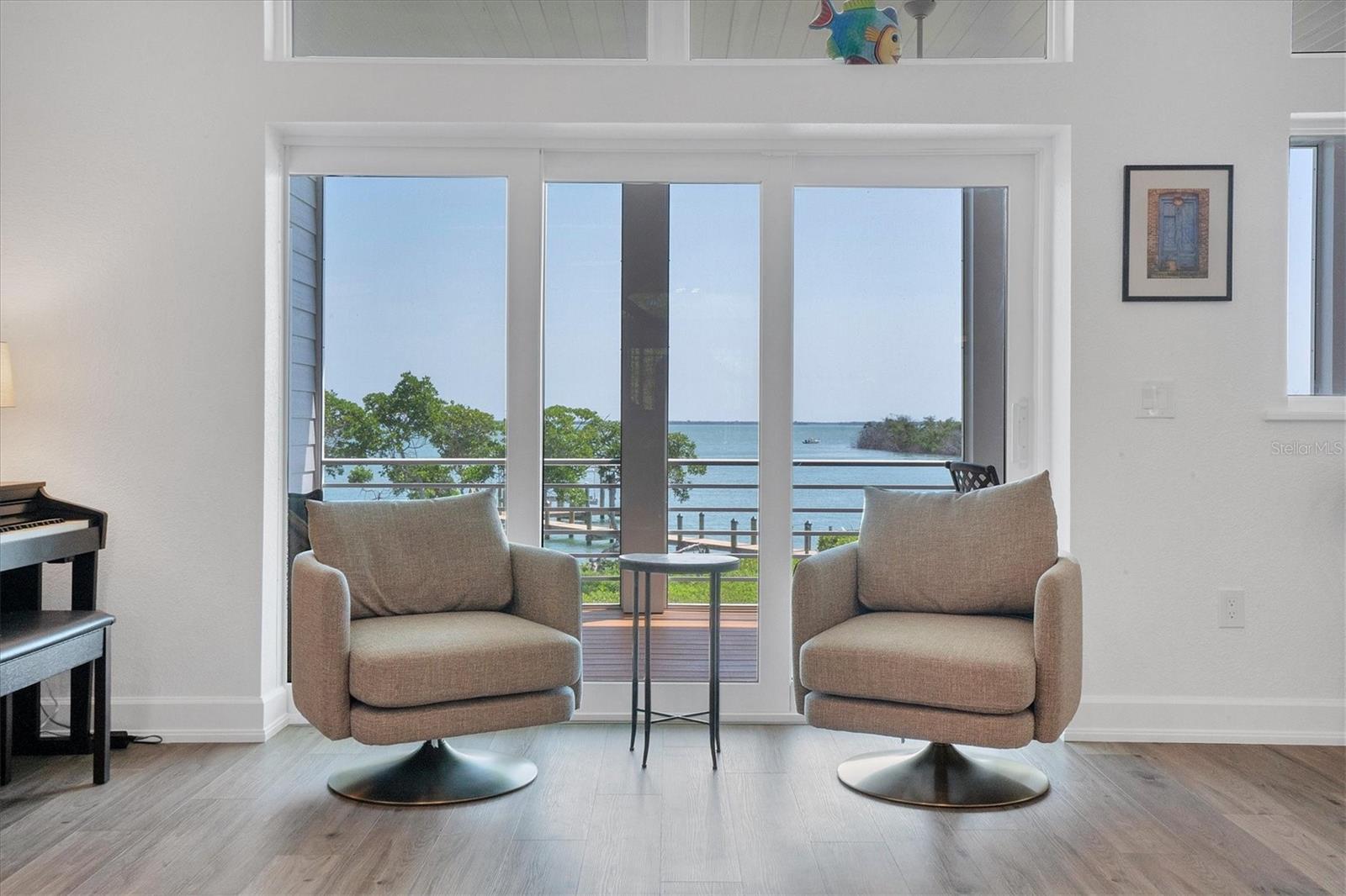 D6144445 Property Photo