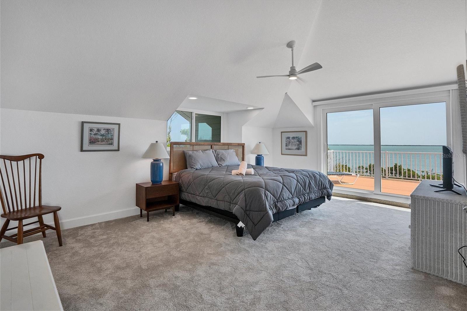 D6144445 Property Photo