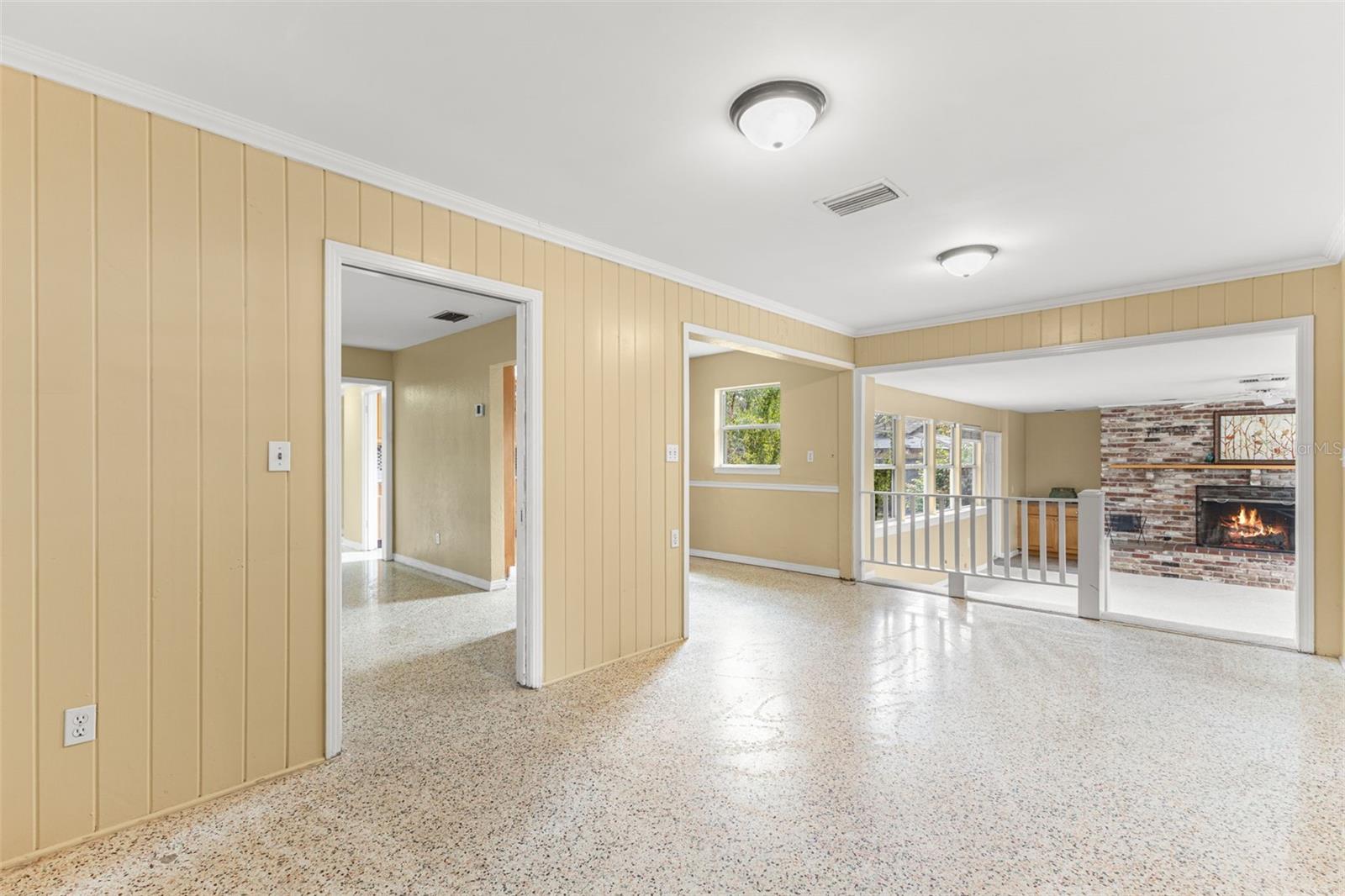 317 BRENTWOOD DR, TEMPLE TERRACE, FL, 33617