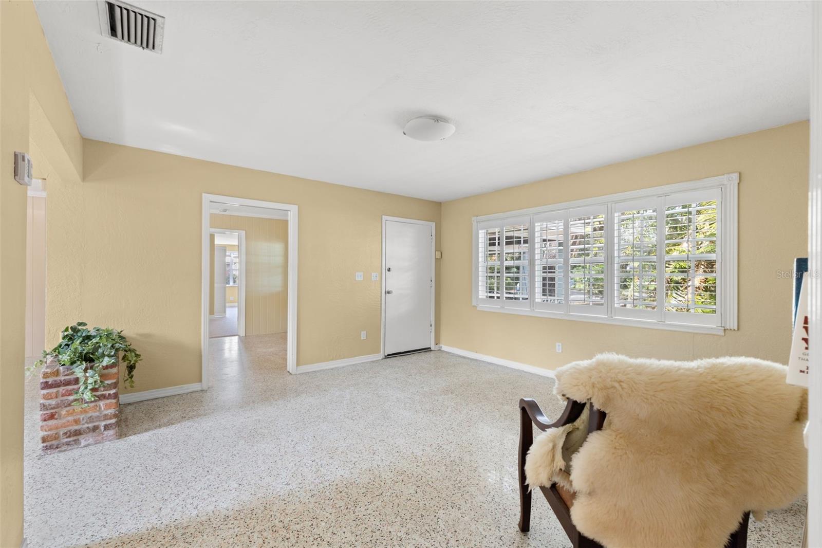 317 BRENTWOOD DR, TEMPLE TERRACE, FL, 33617