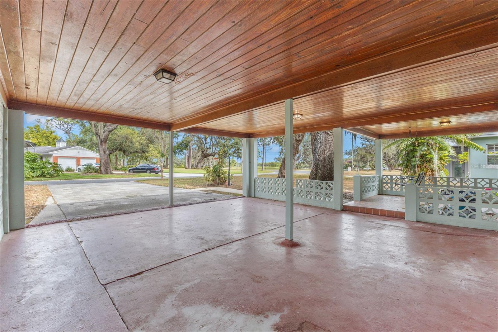 317 BRENTWOOD DR, TEMPLE TERRACE, FL, 33617