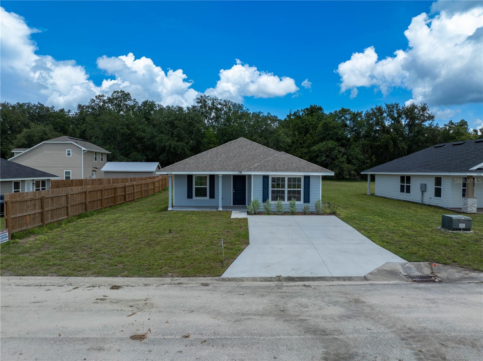 3318 E IRIS LN, BELL, FL, 32619