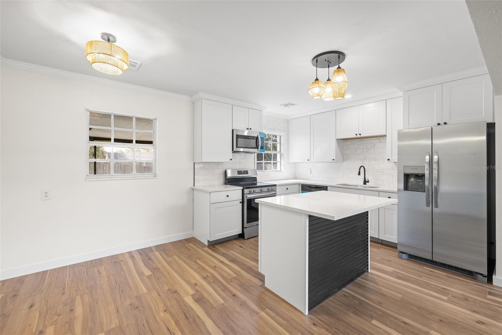 36908 CENTER AVE, DADE CITY, FL, 33525