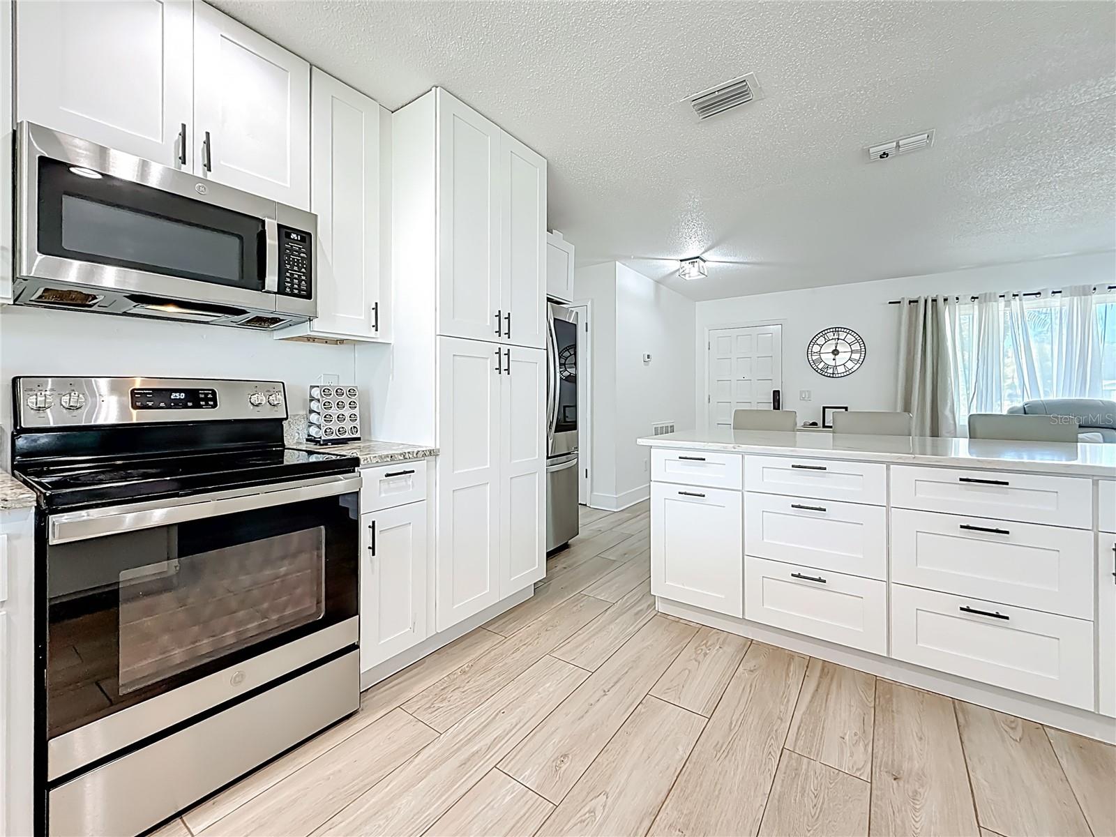 2071 BUTTERNUT CIR E, CLEARWATER, FL, 33763