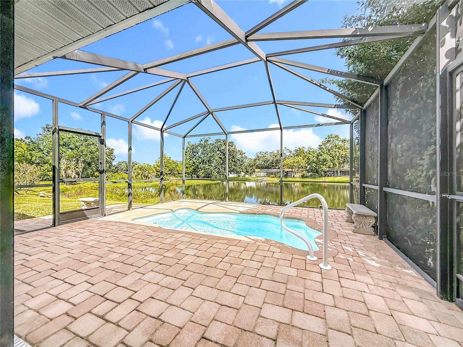 2071 BUTTERNUT CIR E, CLEARWATER, FL, 33763