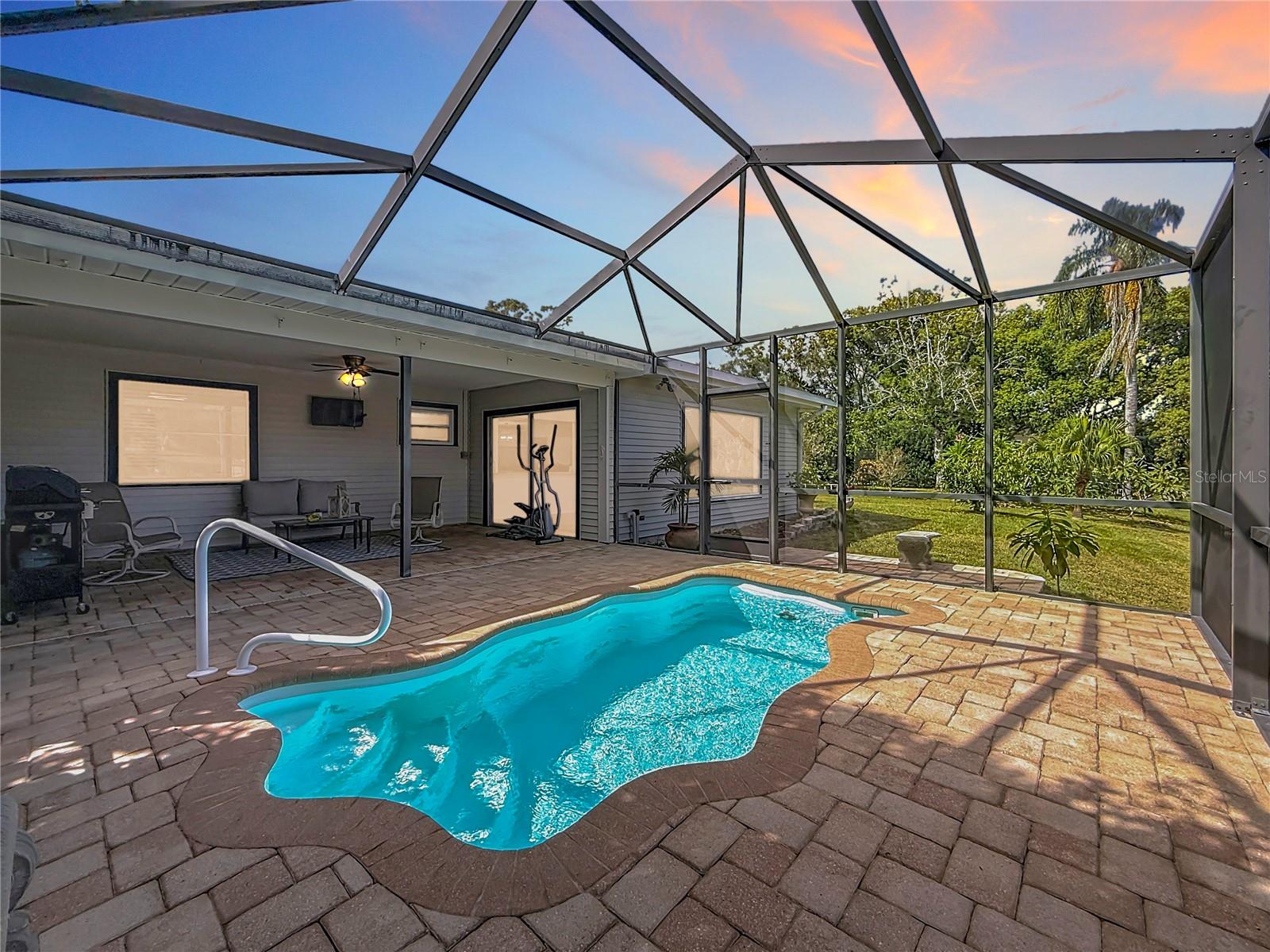 2071 BUTTERNUT CIR E, CLEARWATER, FL, 33763