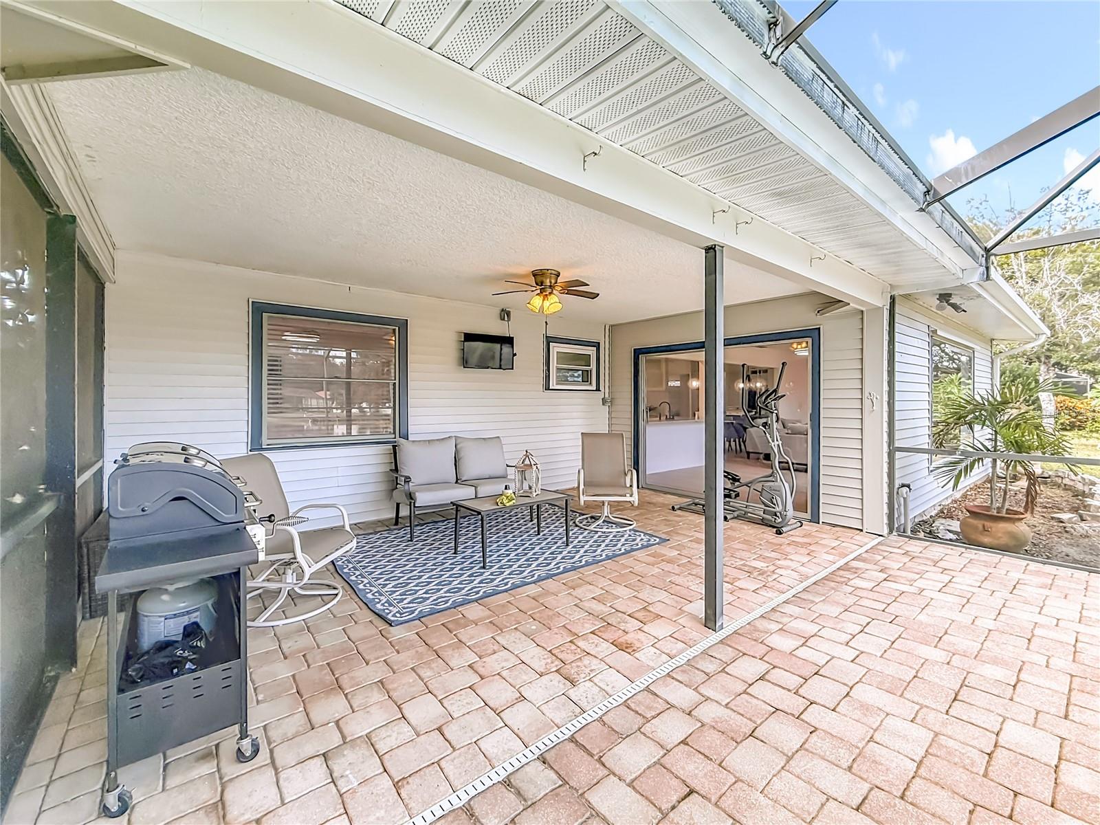 2071 BUTTERNUT CIR E, CLEARWATER, FL, 33763