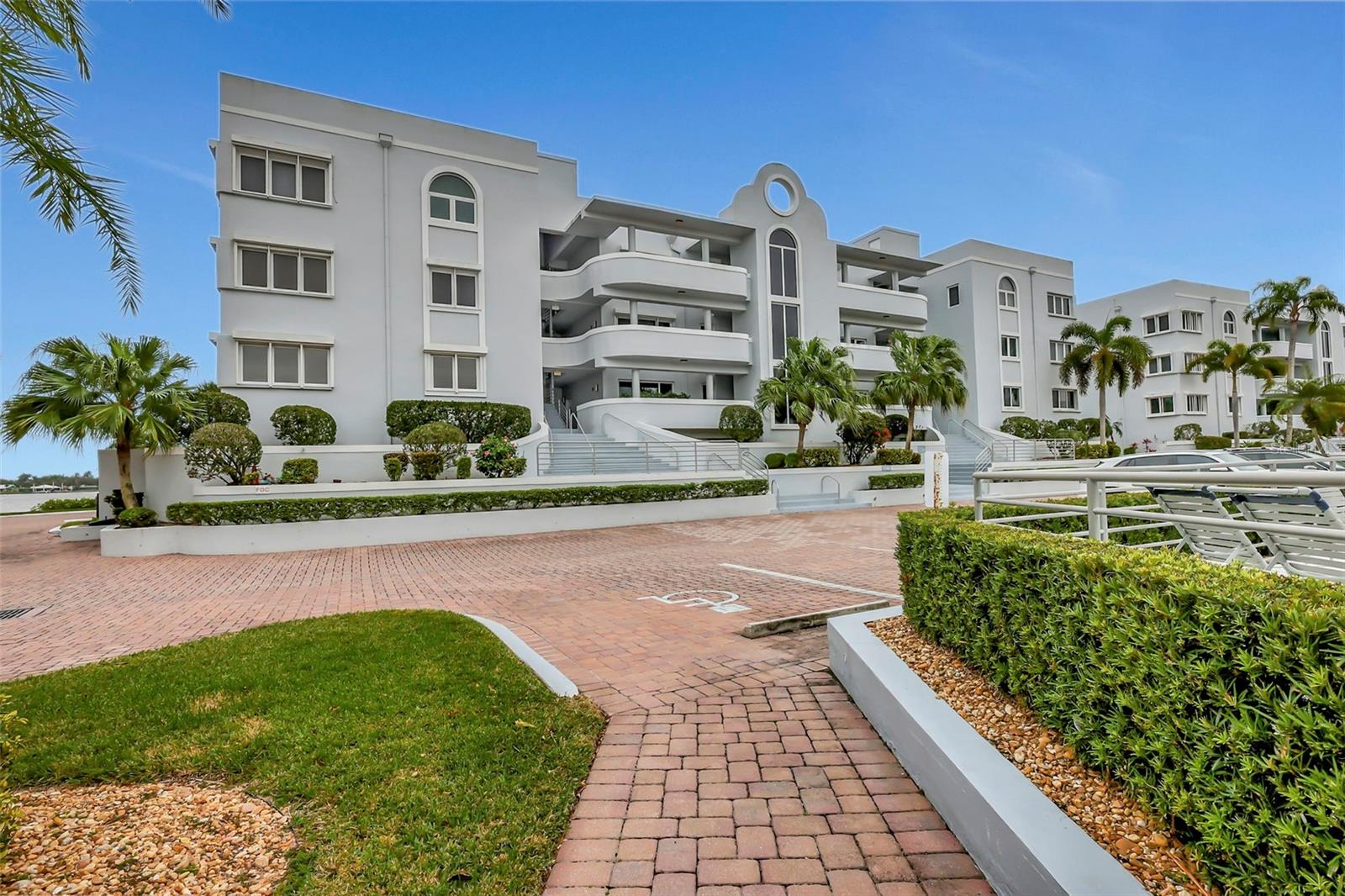 1140 SW CHAPMAN WAY #401, PALM CITY, FL, 34990