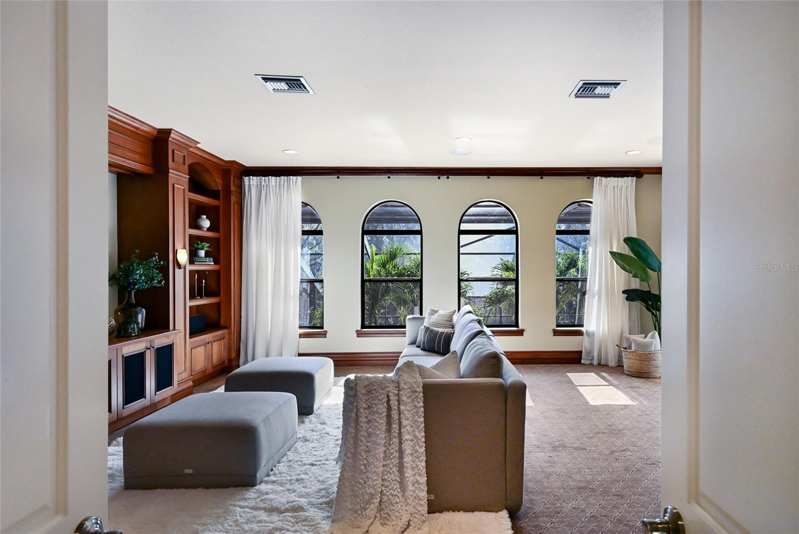 A4669934 Property Photo