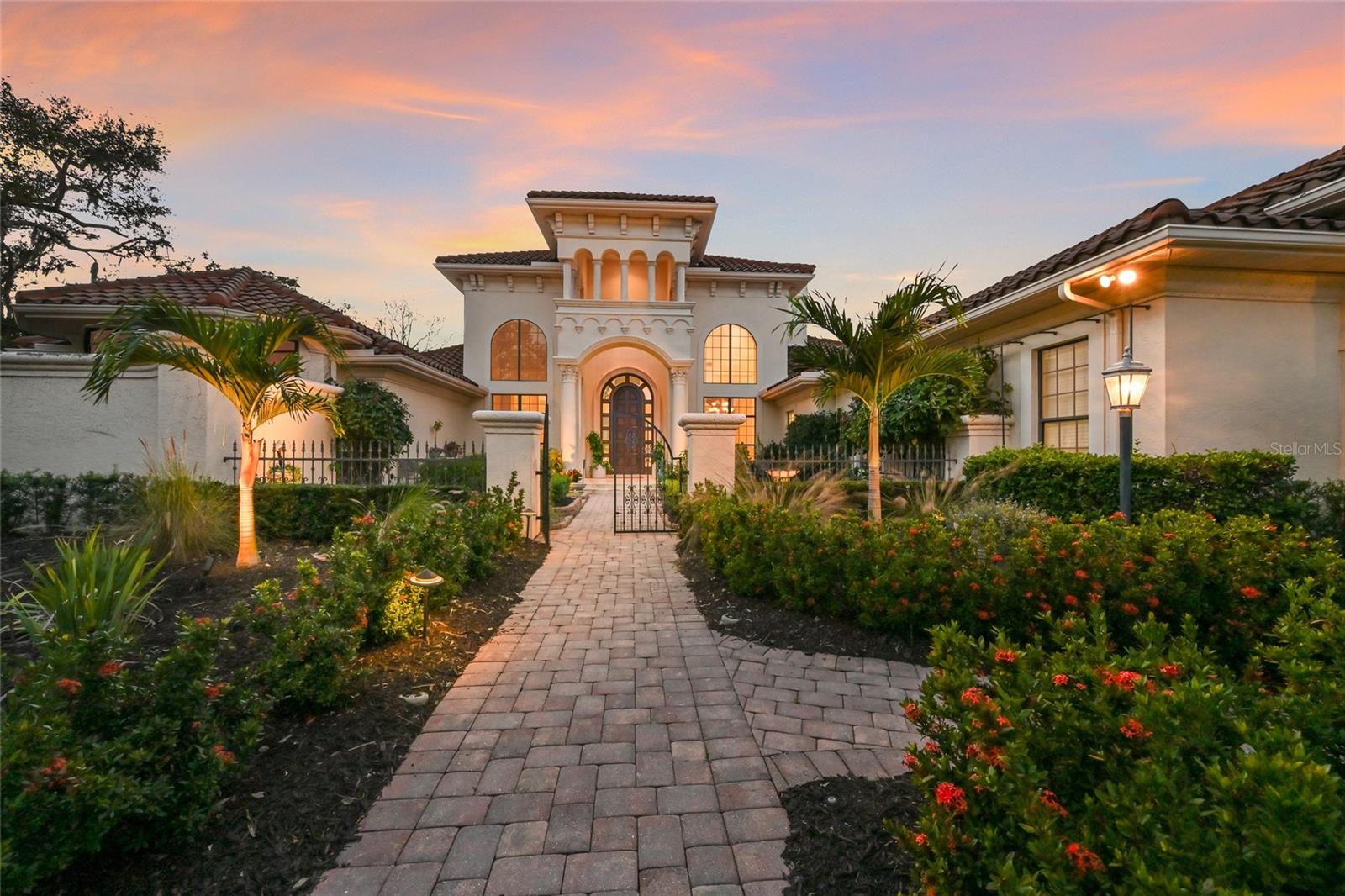 A4669934 Property Photo