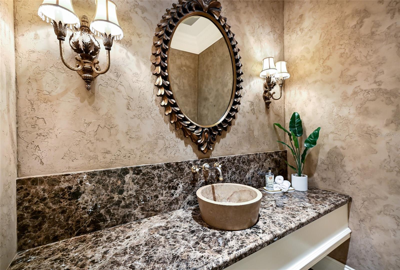 A4669934 Property Photo