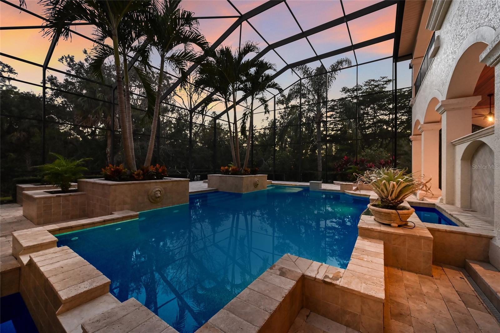 A4669934 Property Photo