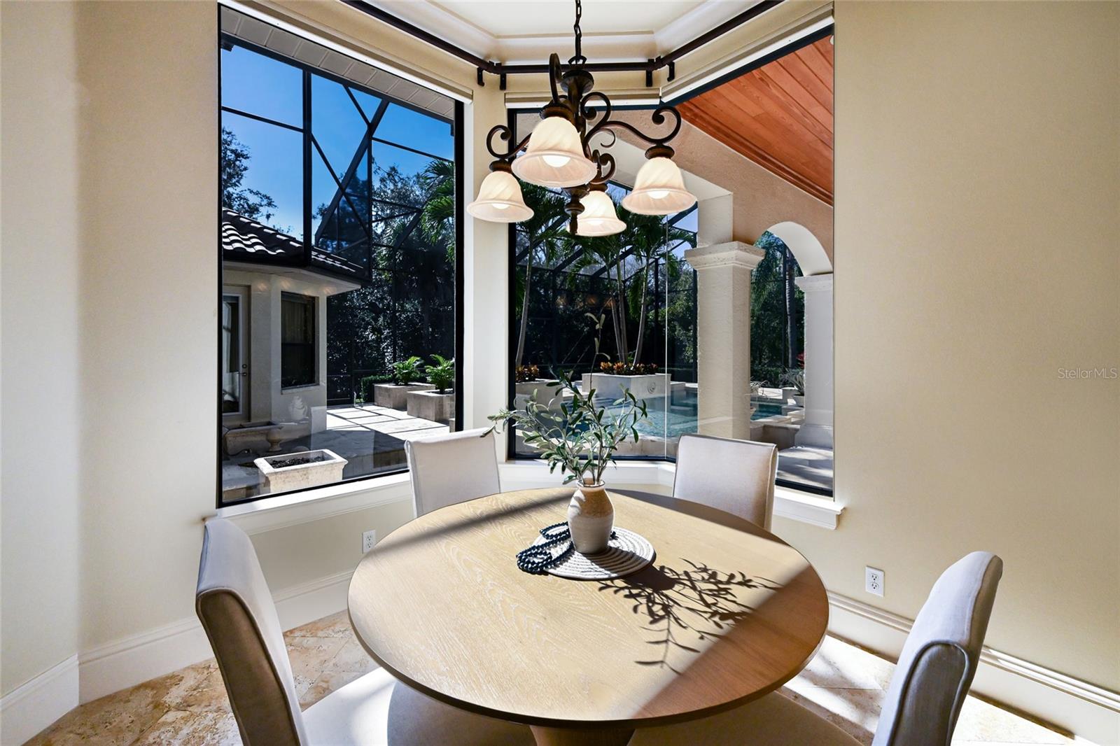 A4669934 Property Photo