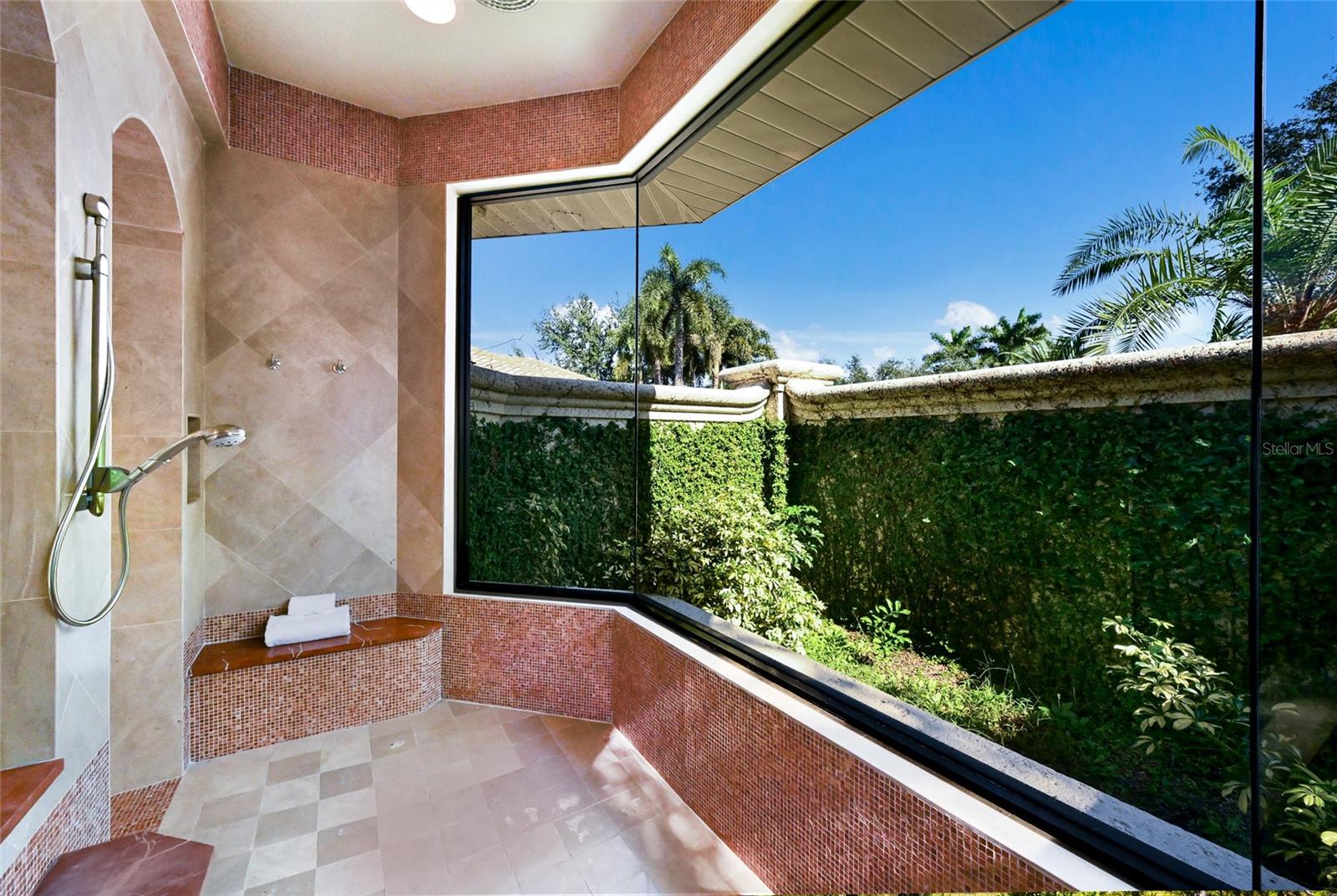 A4669934 Property Photo